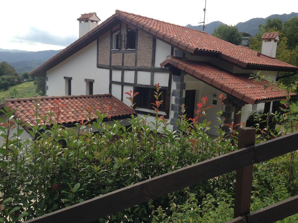 Casa Rural Balerdi Guest House Azcárate Екстериор снимка